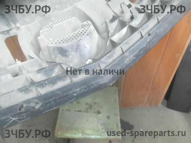 Opel Astra H Решетка радиатора