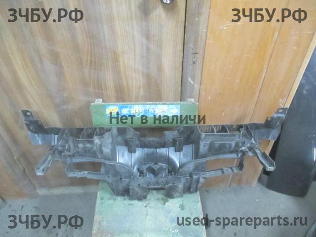 Mazda 3 [BL] Решетка радиатора