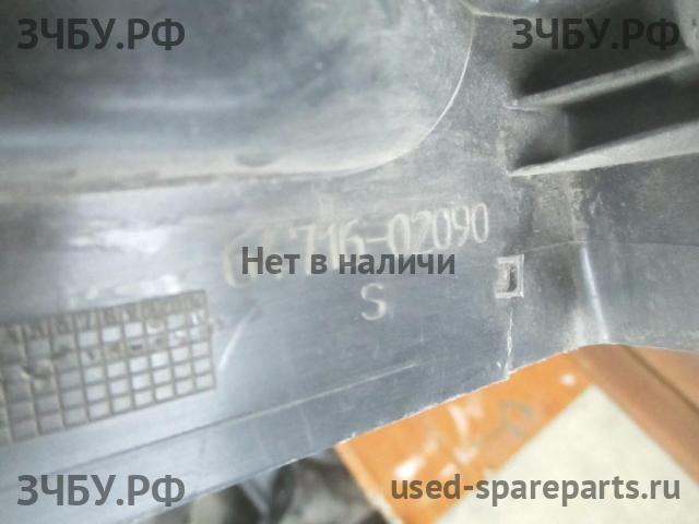 Toyota Auris 1 (E150) Обшивка багажника
