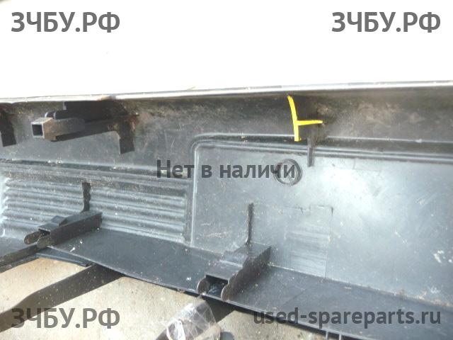Volkswagen Passat B3 Бампер передний