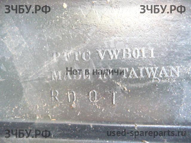 Volkswagen Passat B3 Бампер передний