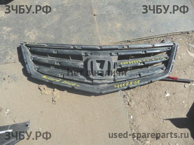Honda Accord 8 Решетка радиатора
