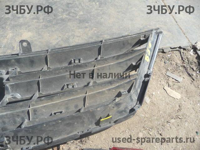 Honda Accord 8 Решетка радиатора