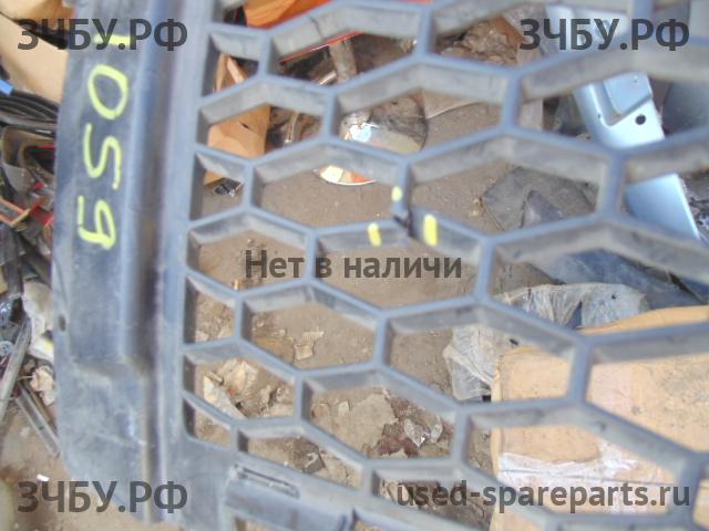 Land Rover Freelander 2 Решетка в бампер