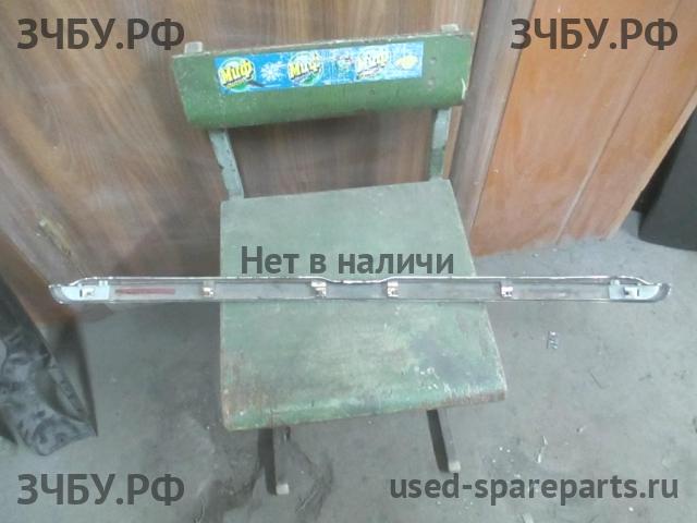 Toyota RAV 4 (3) Молдинг капота