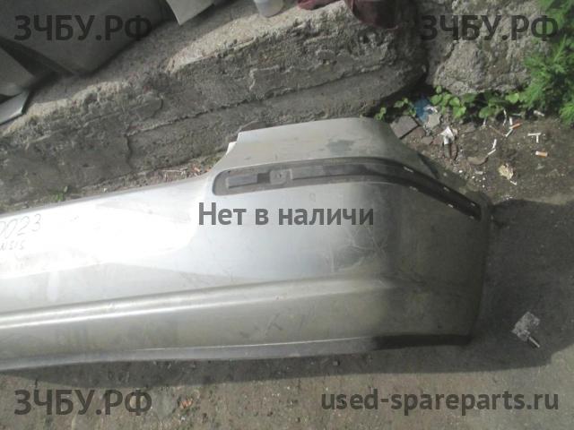 Toyota Avensis 2 Бампер задний