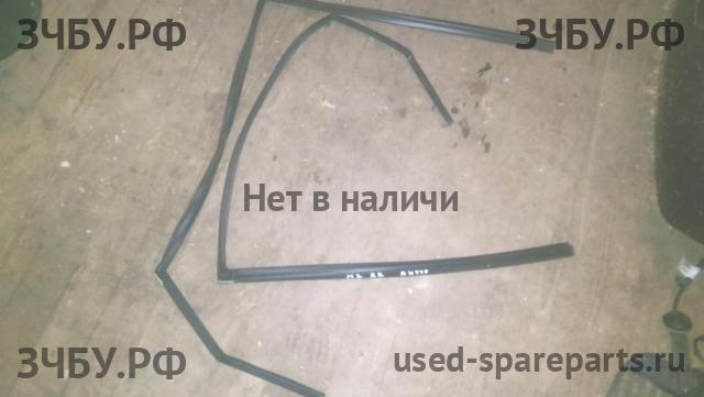 Hyundai Solaris 1 Уплотнитель