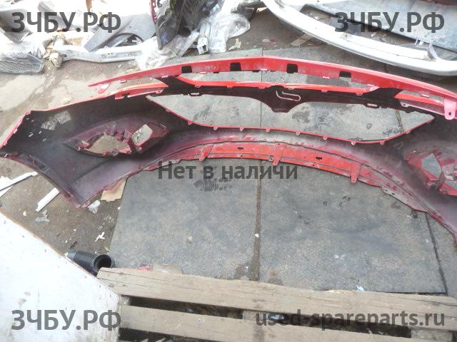 Opel Astra J Бампер передний
