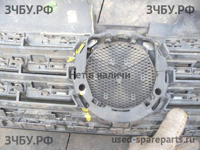 Volkswagen Passat B7 Решетка радиатора