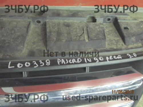Mitsubishi Pajero/Montero 4 Решетка радиатора