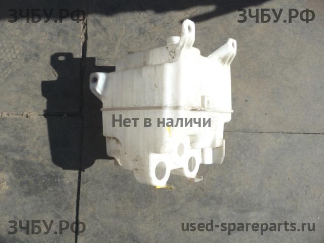 Lexus RX (3) 350/450h Бачок омывателя лобового стекла