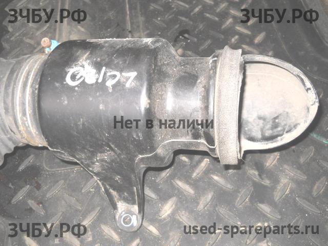 Toyota Land Cruiser 120 (PRADO) Воздухозаборник (ДВС)