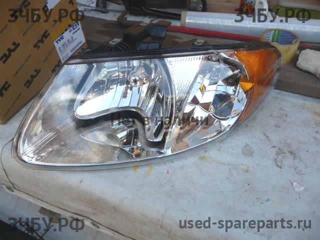 Chrysler Voyager/Caravan 4 Фара левая
