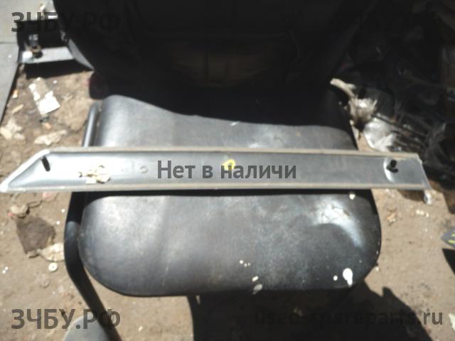 Ford Fiesta 5 Молдинг двери