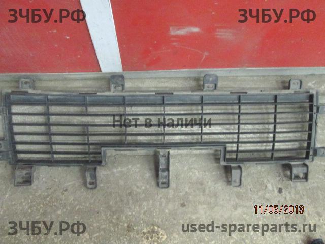 Mitsubishi Pajero/Montero 4 Решетка в бампер