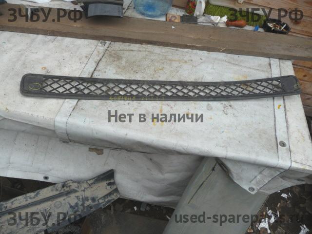 Toyota RAV 4 (3) Решетка в бампер