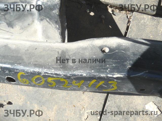 Nissan Primera P12 Панель передняя (телевизор)