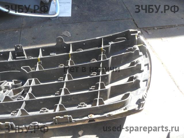Toyota Land Cruiser 200 Решетка радиатора