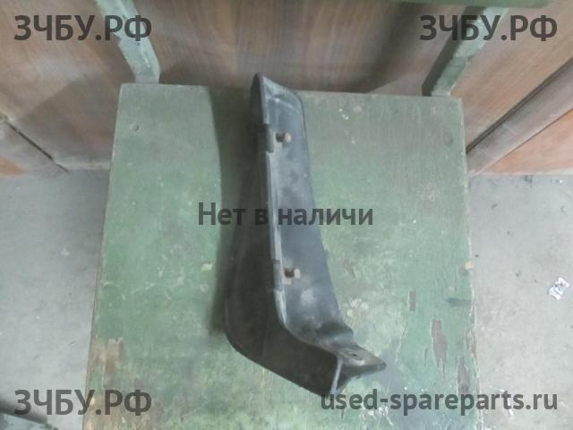 Nissan Primera P12 Брызговик задний правый