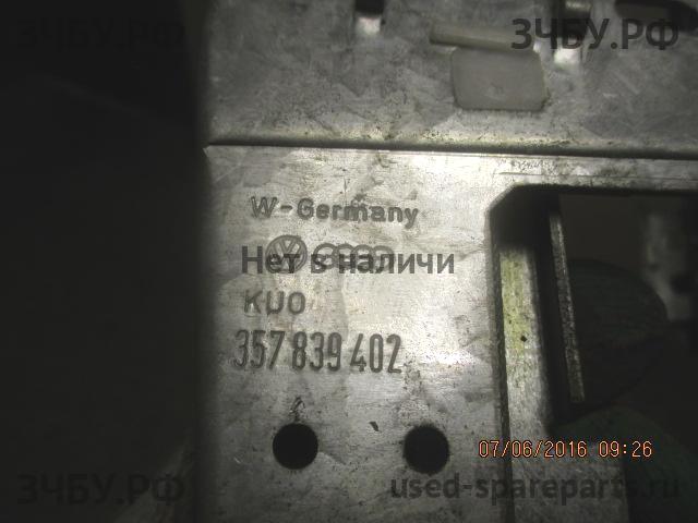 Volkswagen Passat B3 Стеклоподъёмник механический задний правый