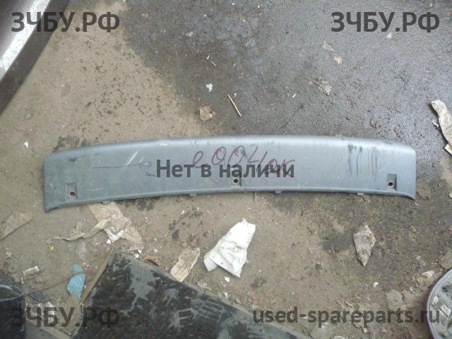 Audi A4 [B8] Накладка переднего бампера