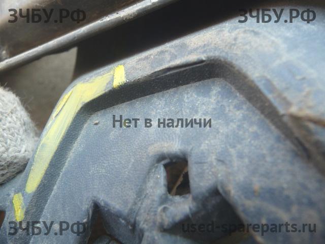 Renault Logan 1 Решетка радиатора