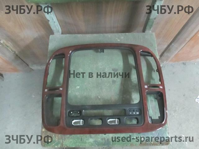 Lexus LX (1) 470 Накладка