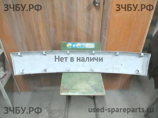 Mitsubishi Pajero/Montero Sport 2 (KH) Накладка на дверь багажника