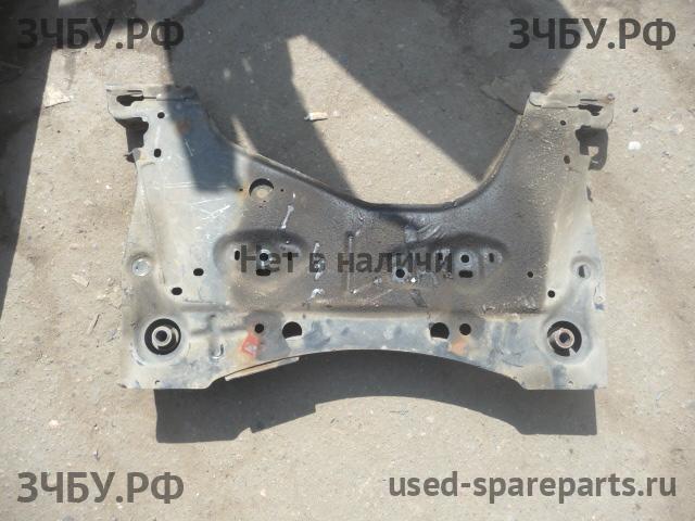 Nissan Note 1 (E11) Балка передняя подмоторная