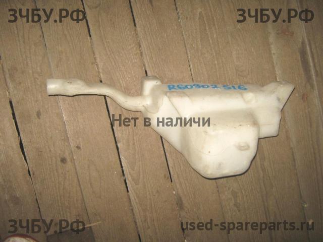 Suzuki SX4 (1) Бачок омывателя лобового стекла