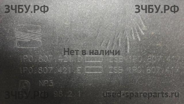 Seat Leon 2 (1P) Бампер задний