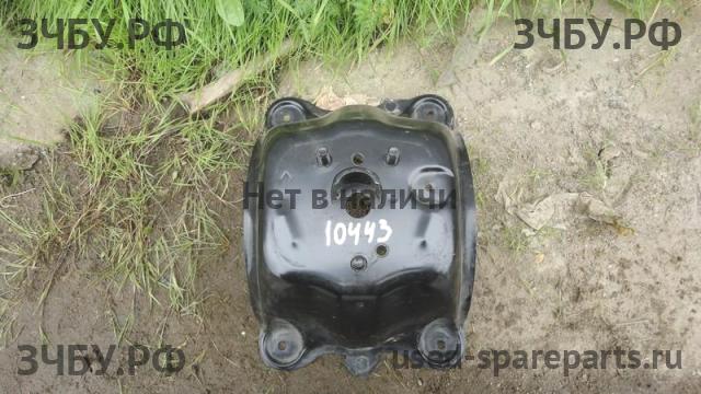 Toyota RAV 4 (3) Крепление запасного колеса
