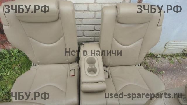 Toyota RAV 4 (3) Сиденья (комплект)