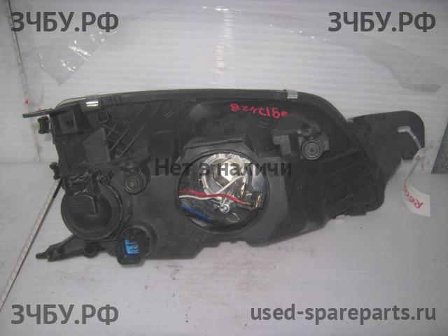 Ford Fiesta 4 Фара левая
