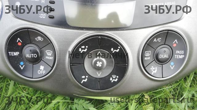 Toyota RAV 4 (3) Блок управления климатической установкой