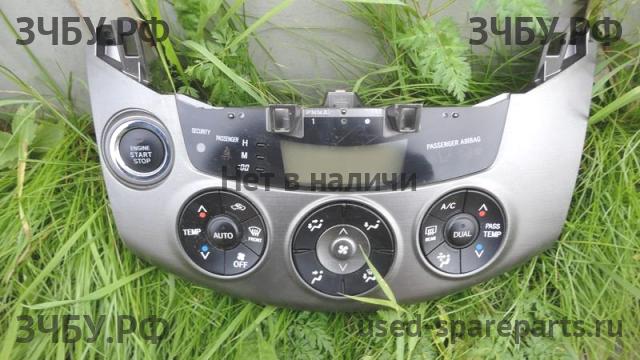 Toyota RAV 4 (3) Блок управления климатической установкой