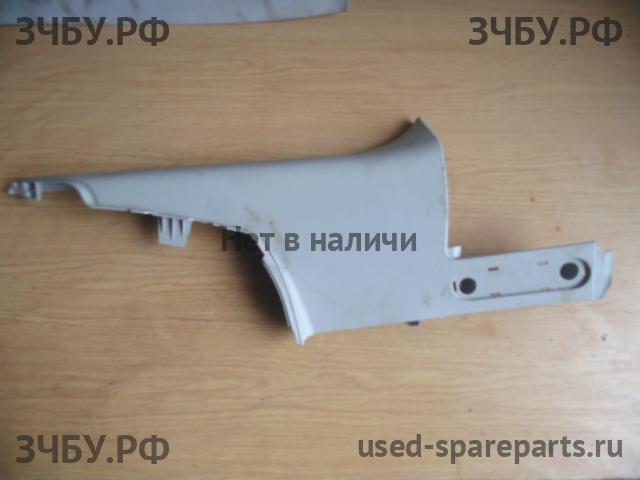 Ford Focus 2 (рестайлинг) Накладка стойки задней левой