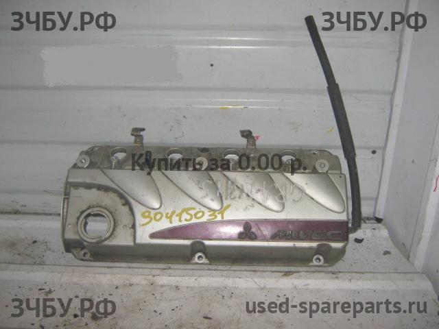 Mitsubishi Grandis (NA4W) Крышка головки блока (клапанная)