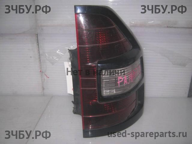 Mitsubishi Pajero/Montero 3 Фонарь правый