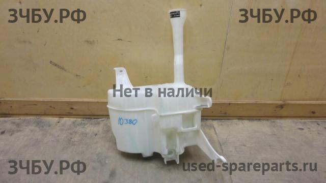 Toyota Camry 7 (V50) Бачок омывателя лобового стекла