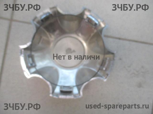 Toyota Land Cruiser 100 Колпак колеса декоративный