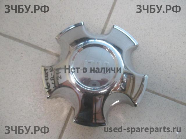 Toyota Land Cruiser 100 Колпак колеса декоративный
