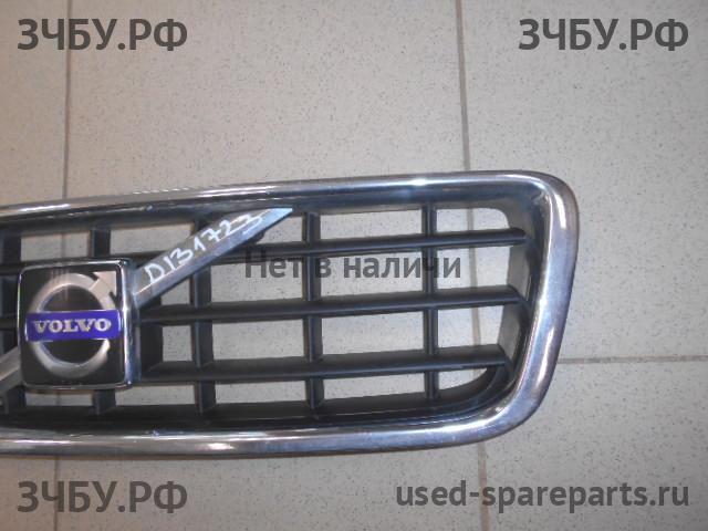 Volvo S60 (1) Решетка радиатора