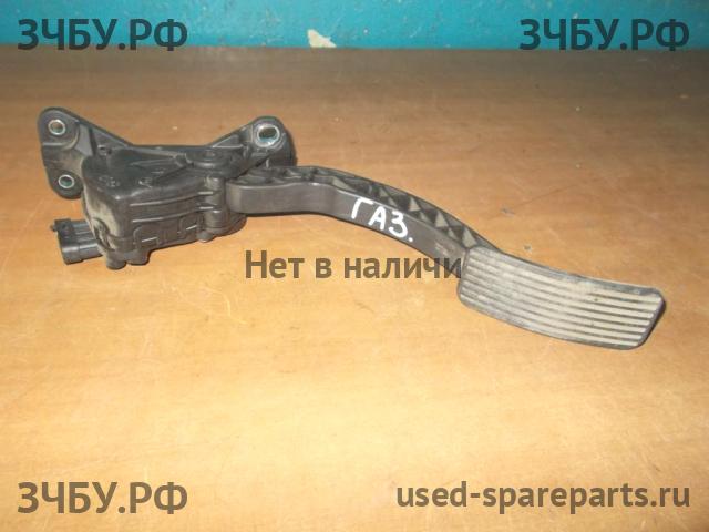 Chevrolet Epica (2006>) Педаль газа