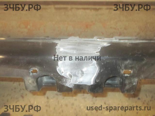 Mitsubishi Pajero/Montero 4 Бампер передний