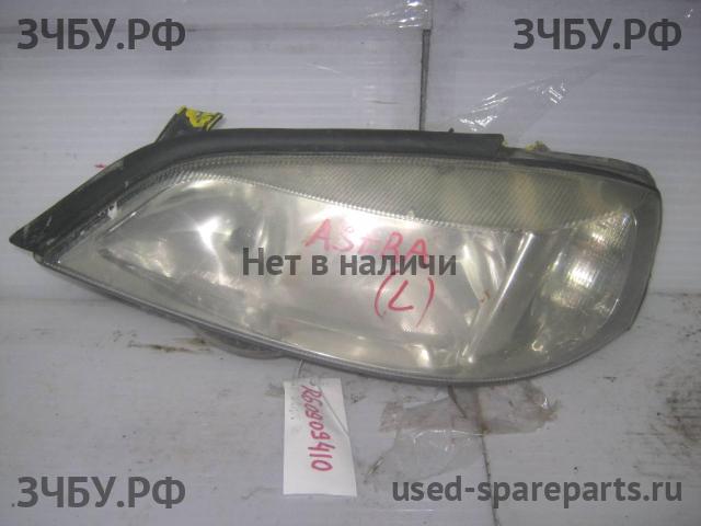 Opel Astra G Фара левая