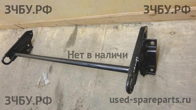 Mitsubishi Pajero/Montero 4 Крюк буксировочный (рым)
