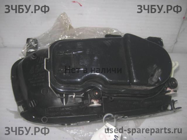Volkswagen Polo 3 Фара левая