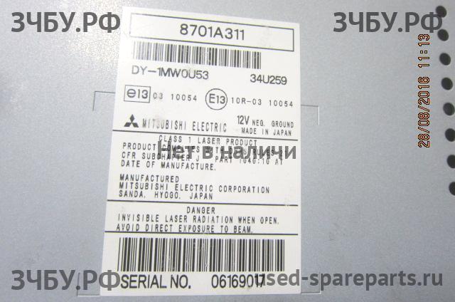 Mitsubishi Pajero/Montero 4 Магнитола