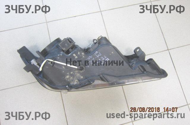Toyota Camry 7 (V50) Фара левая